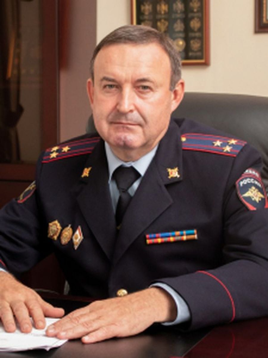 Валерий Медведев в период службы в системе МВД.