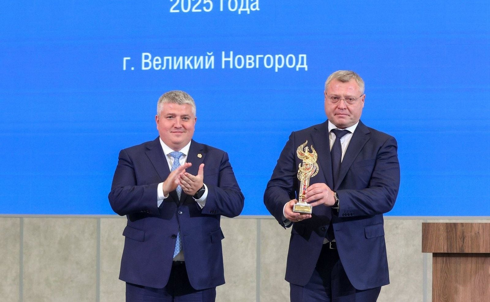 Александр Дронов на рабочей встрече