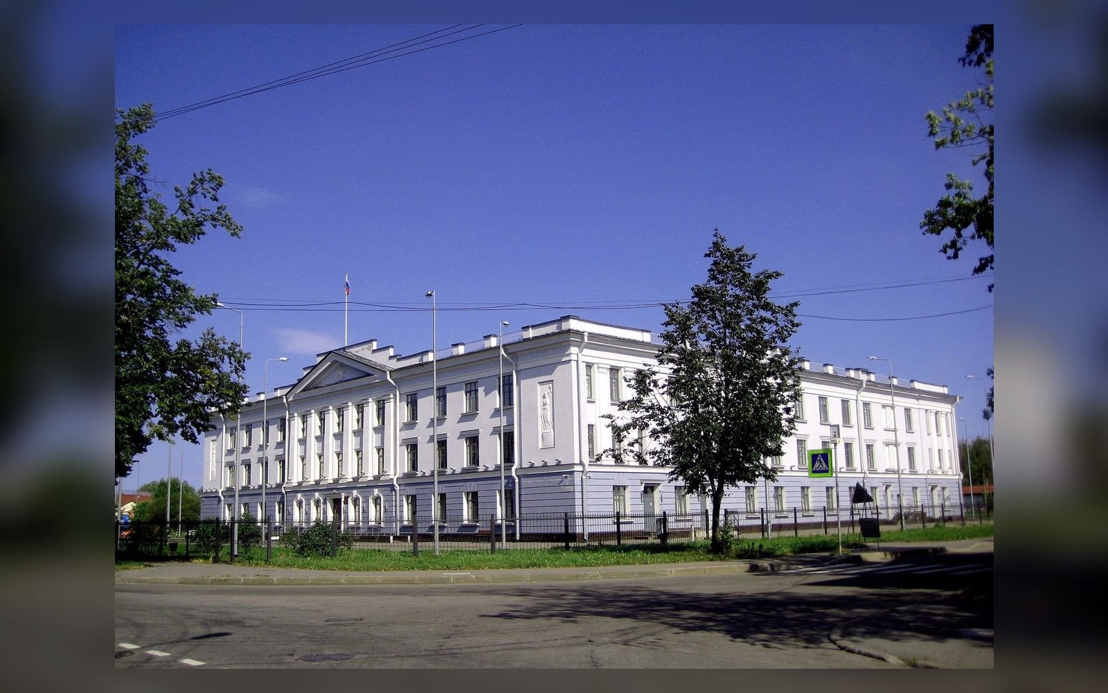 Здание Колпинского районного суда