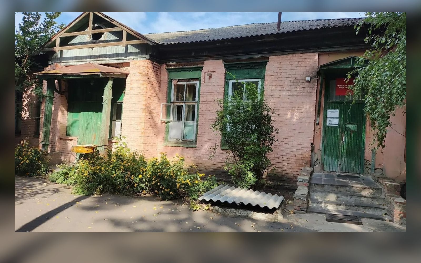 В Калаче 400 человек говорили с пустыми стульями: чиновники на сход не пришли