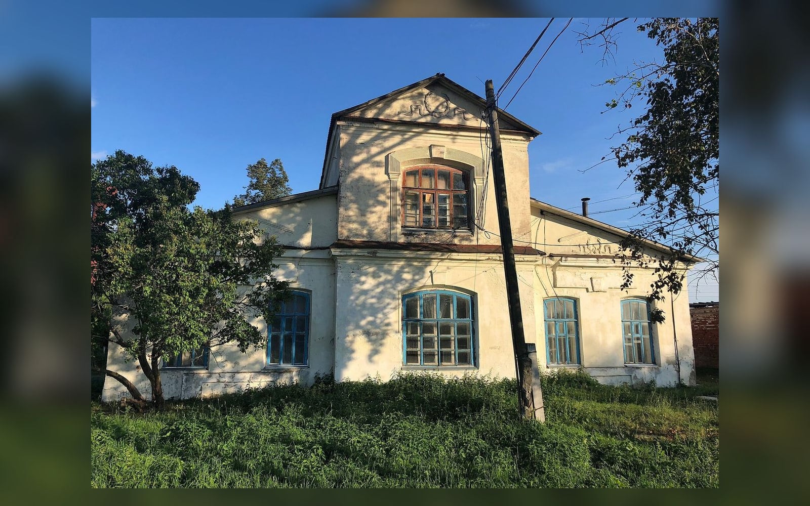Здание конторы бывшей усадьбы Никитинских, село Костино