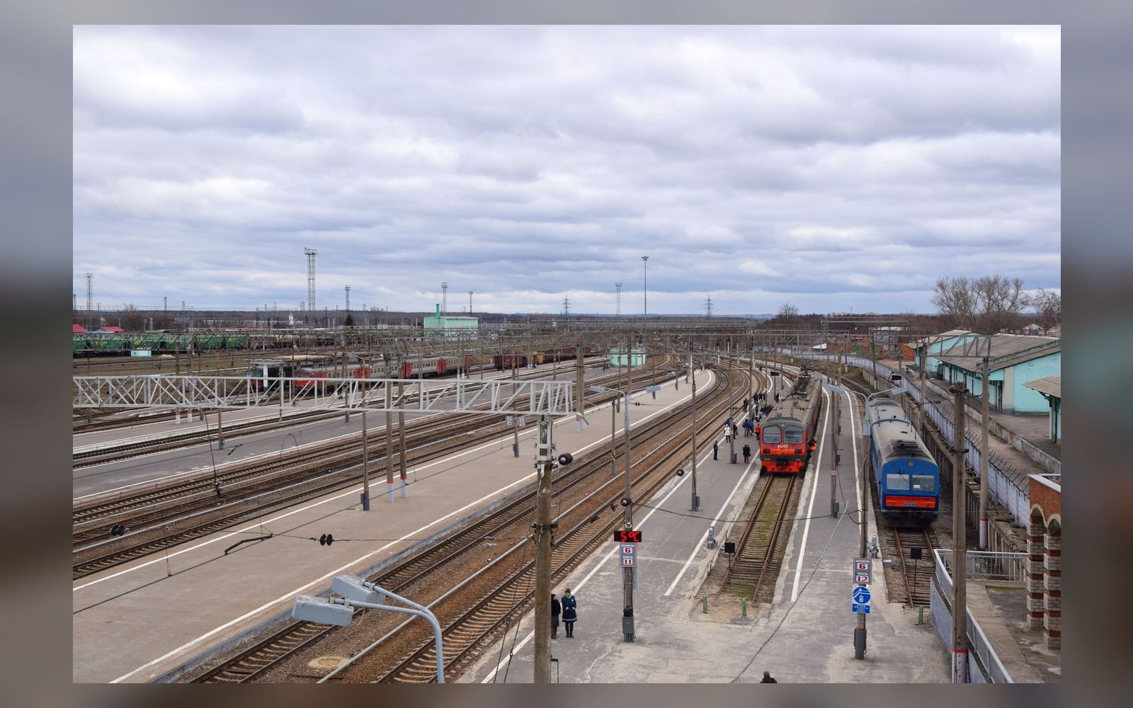 Платформы и пути станции Курск, 2016 год
