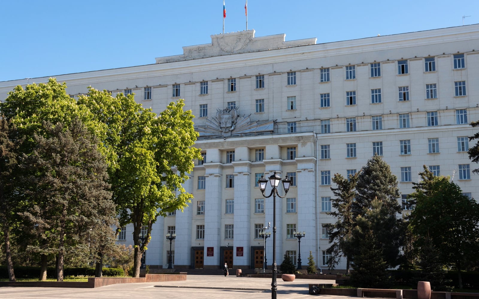 В мае — «Лидер России», в сентябре — «переезд в Москву», в октябре — подозреваемая: вице-спикер донского парламента не вспомнила, кем была в комиссии, одобрившей парк
