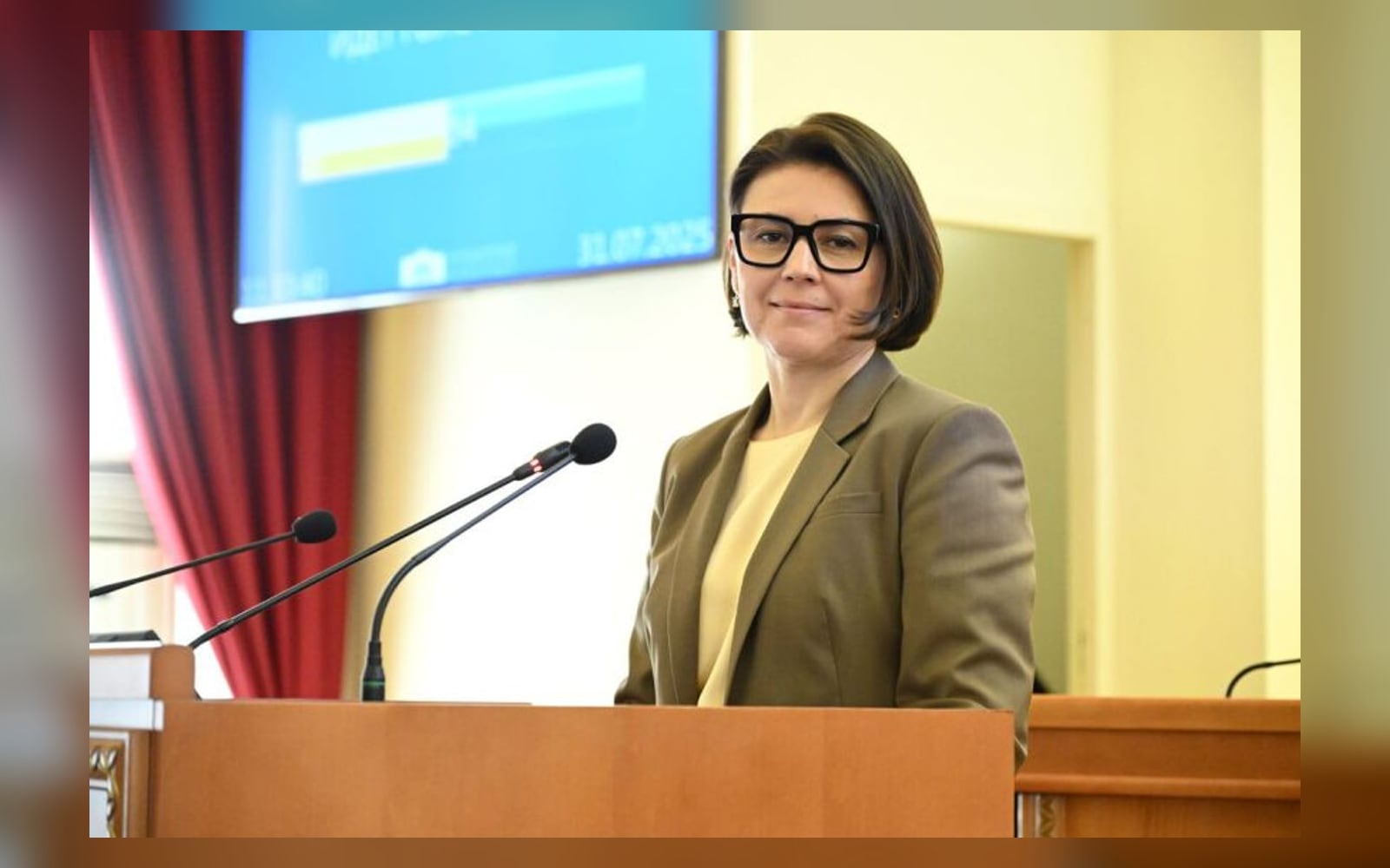 Светлана Мананкина на трибуне Законодательного собрания Ростовской области, 2025 год