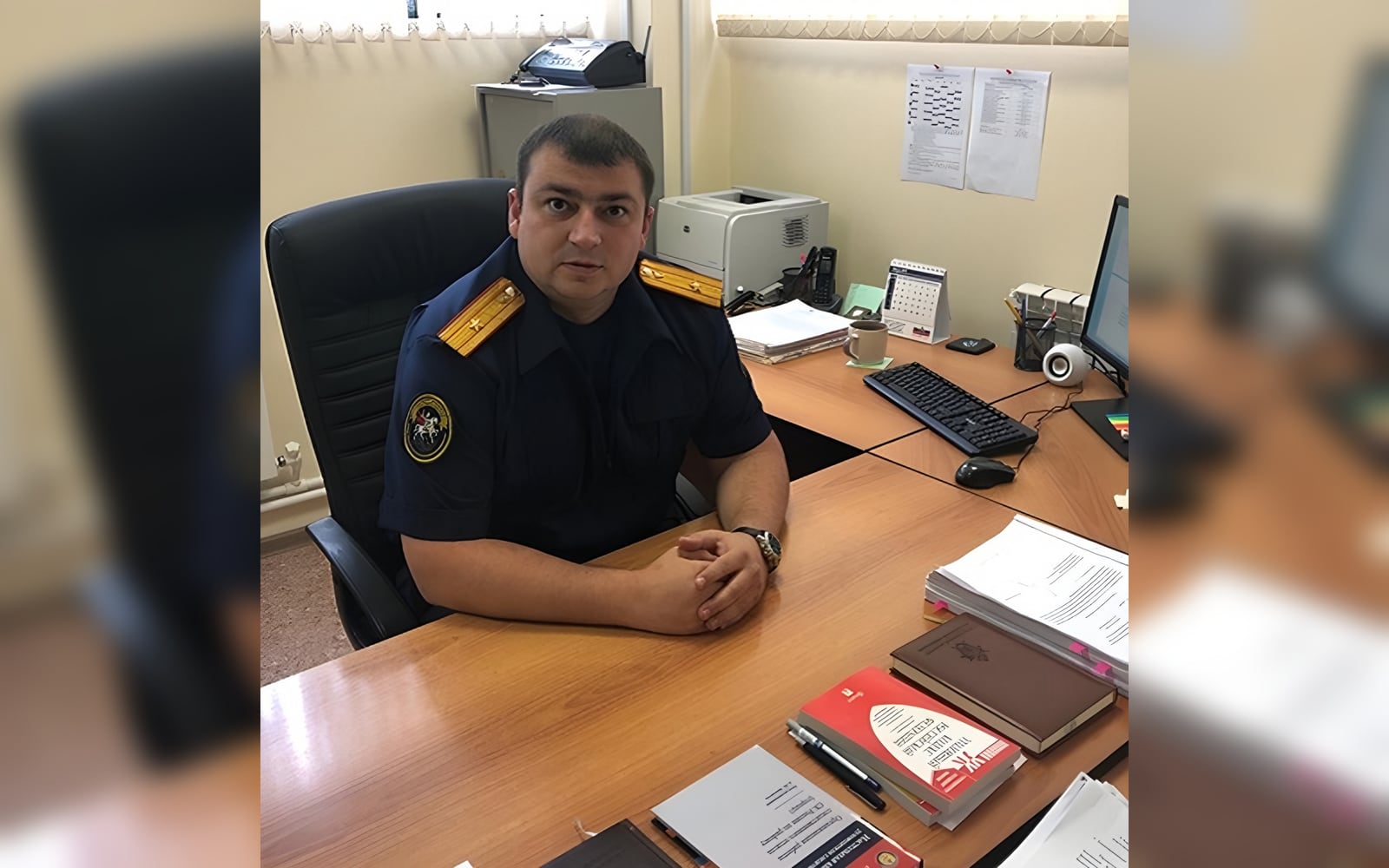 Он говорит — копил на ипотеку, следствие — что брал за дело обнальщиков: начальник районного отдела СК в Екатеринбурге сам оказался в СИЗО